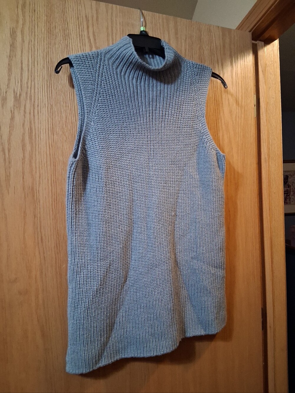 Martha stewart grey knit ribbed sleeveless sweater , Merino Wool Blend, Medium